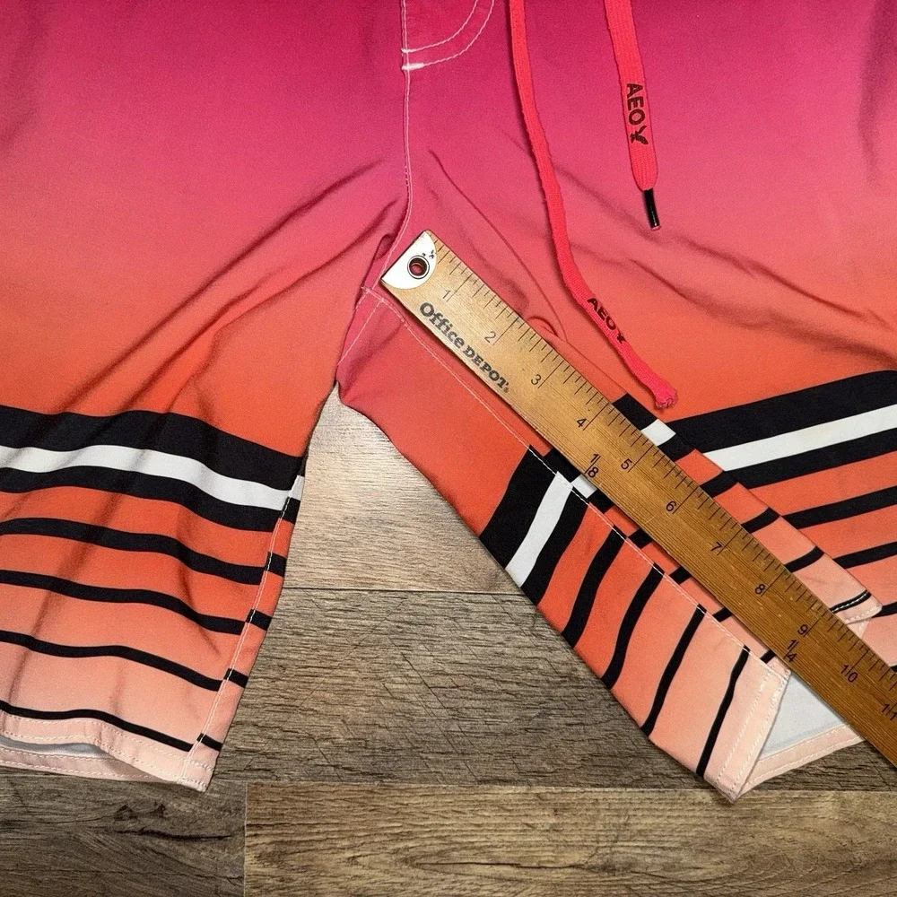 American Eagle‎ Board Shorts Flat Front Striped Sunset Ocean Beach (No Size Tag)